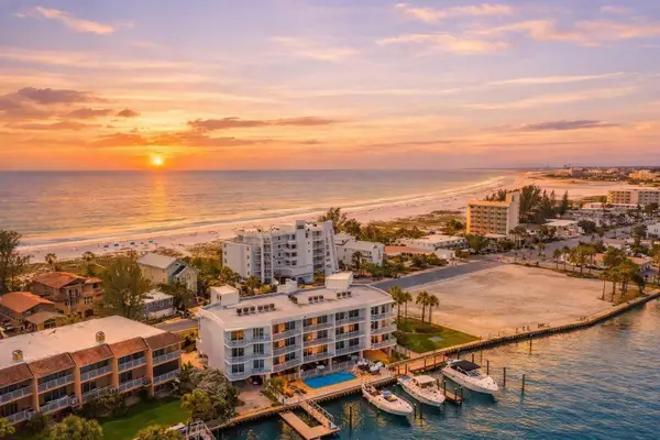 10091 Gulf Boulevard #203E, ST PETERSBURG, FL 33706