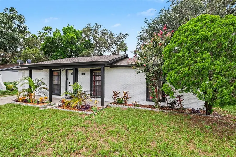 8253 Greenleaf Circle, Tampa, FL 33615 - #2