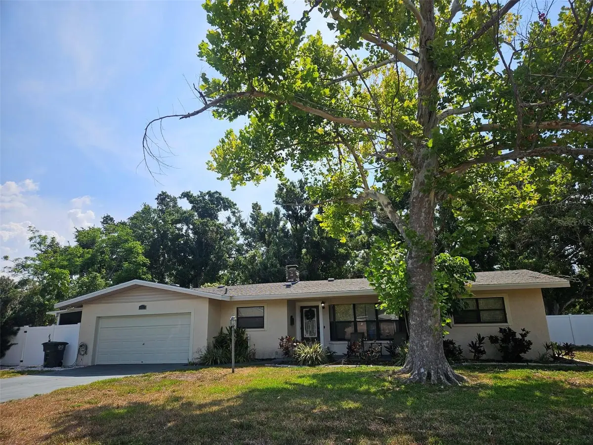 1417 27th Street W, Bradenton, FL 34205 - #1