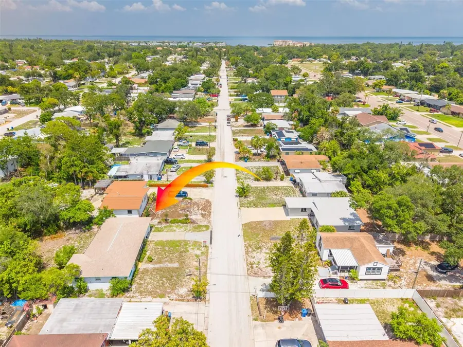 869 53rd Avenue S, Saint Petersburg, FL 33705 - #2