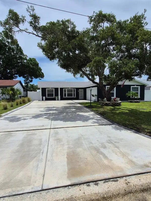 5817 Tampa Shores Boulevard, TAMPA, FL 33615