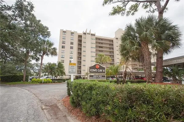 2621 Cove Cay Drive #105, CLEARWATER, FL 33760