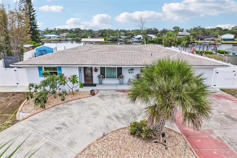 806 Blue Heron Boulevard, Ruskin, FL 33570 - #2