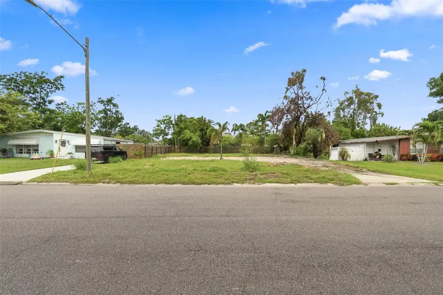 3963 Neptune Drive Se, Saint Petersburg, FL 33705 - #3