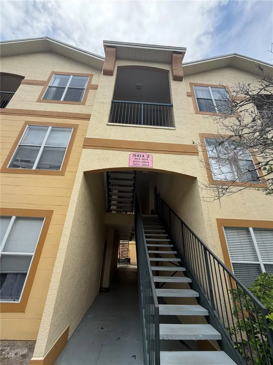 5612 Pinnacle Heights Circle #302, Tampa, FL 33624 - #2