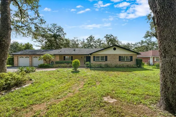 12301 N 53rd Street, TEMPLE TERRACE, FL 33617