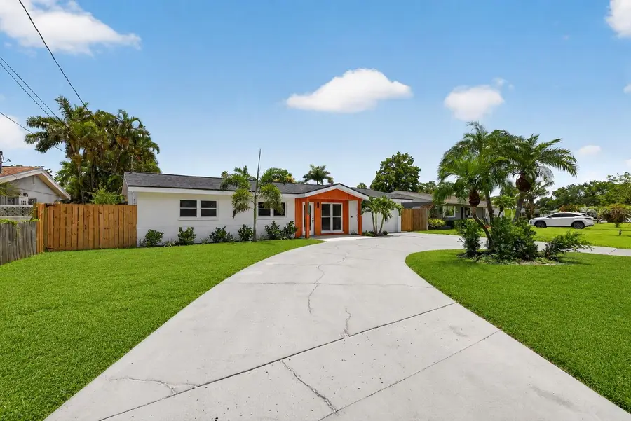 1524 Carson Circle Ne, Saint Petersburg, FL 33703 - #3