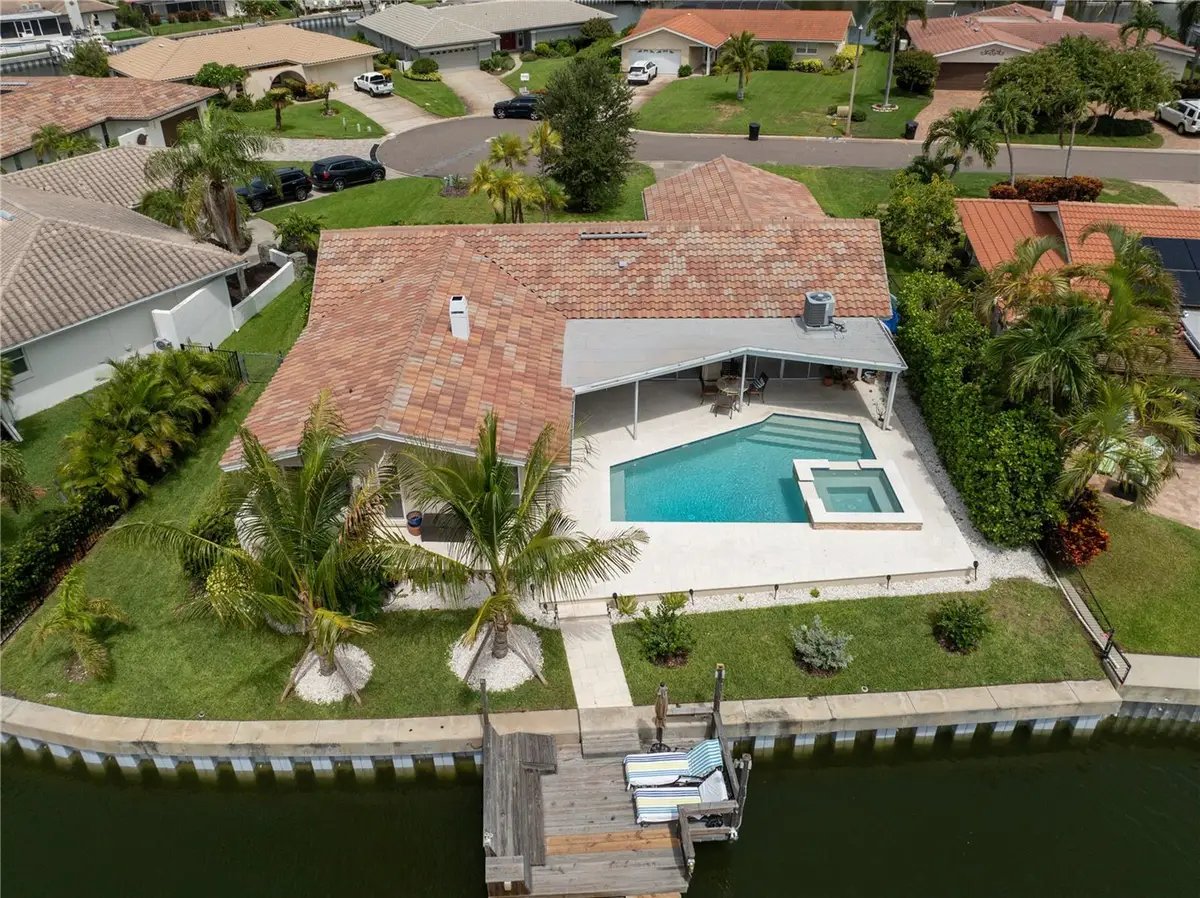 1924 Michigan Avenue Ne, Saint Petersburg, FL 33703 - #1