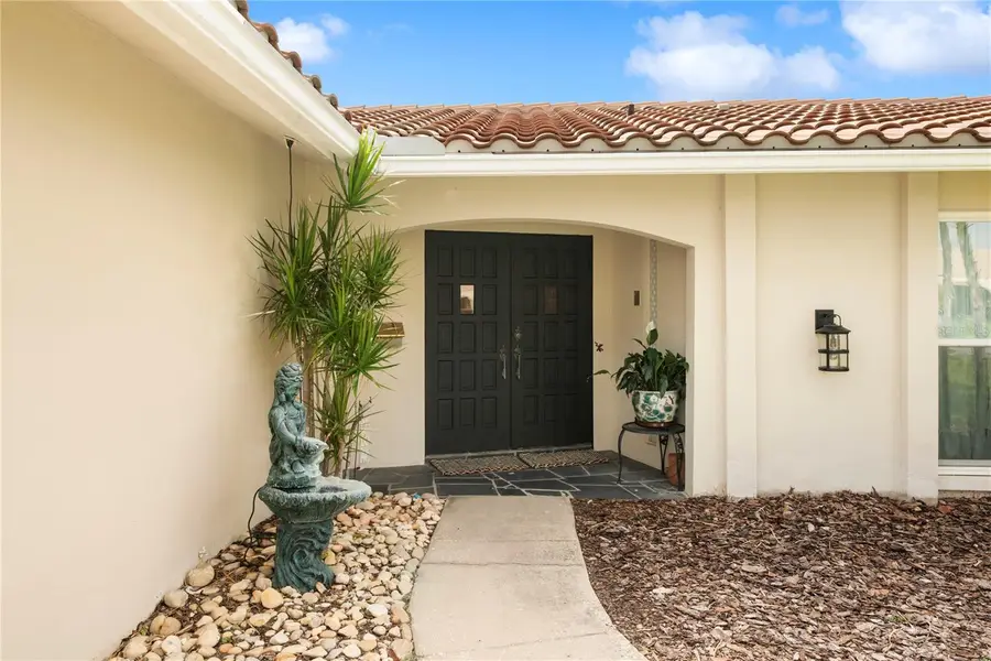 1924 Michigan Avenue Ne, Saint Petersburg, FL 33703 - #2