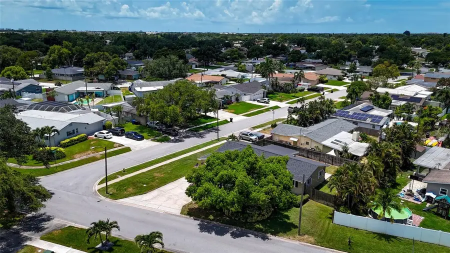 3300 62nd Street N, Saint Petersburg, FL 33710 - #2