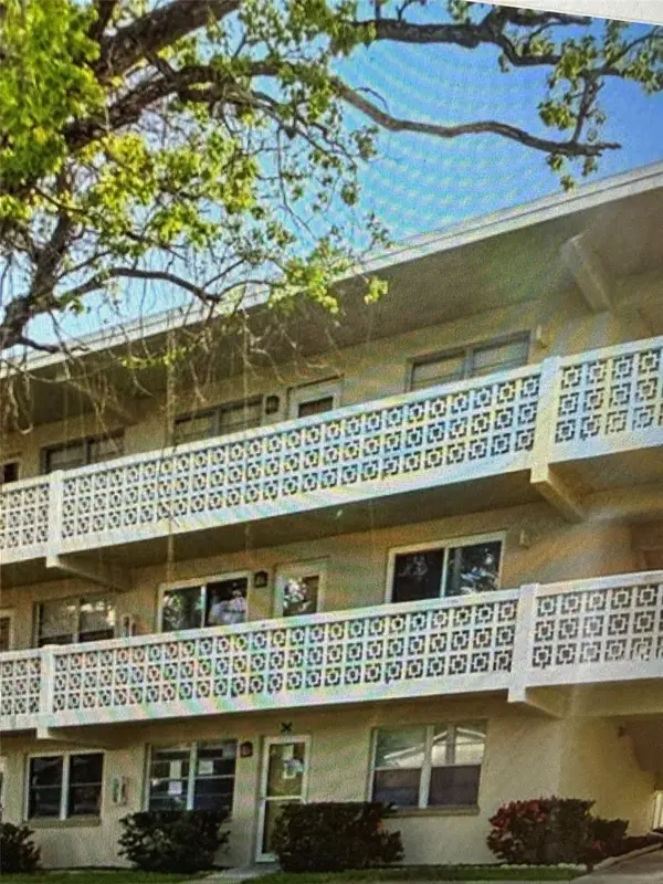 8100 Dr Martin Luther King Jr Street N #208, ST PETERSBURG, FL 33702