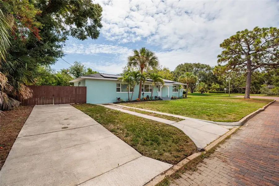 801 61st Street N, Saint Petersburg, FL 33710 - #2