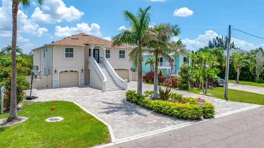 3138 Phoenix Avenue, Oldsmar, FL 34677 - #2