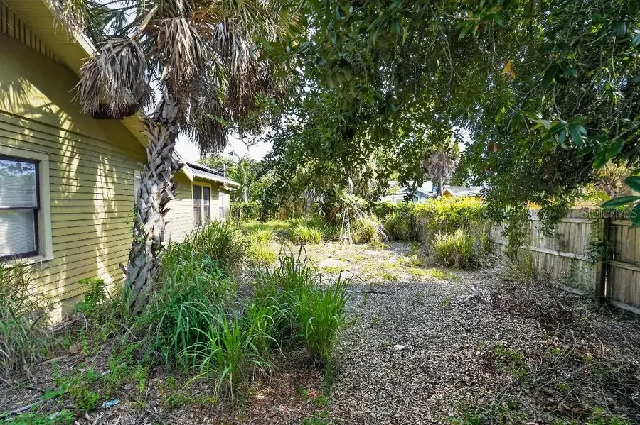 772 38th Avenue S, Saint Petersburg, FL 33705 - #3