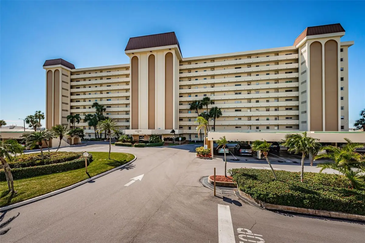 4750 Cove Circle #905, Saint Petersburg, FL 33708 - #1