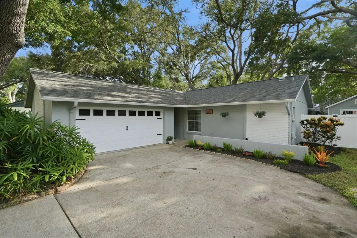 201 Arbor Glen Drive, Palm Harbor, FL 34683 - #1