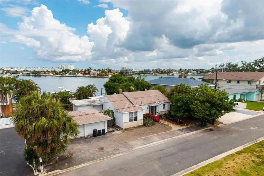 216 Punta Vista Drive, Saint Pete Beach, FL 33706 - #2
