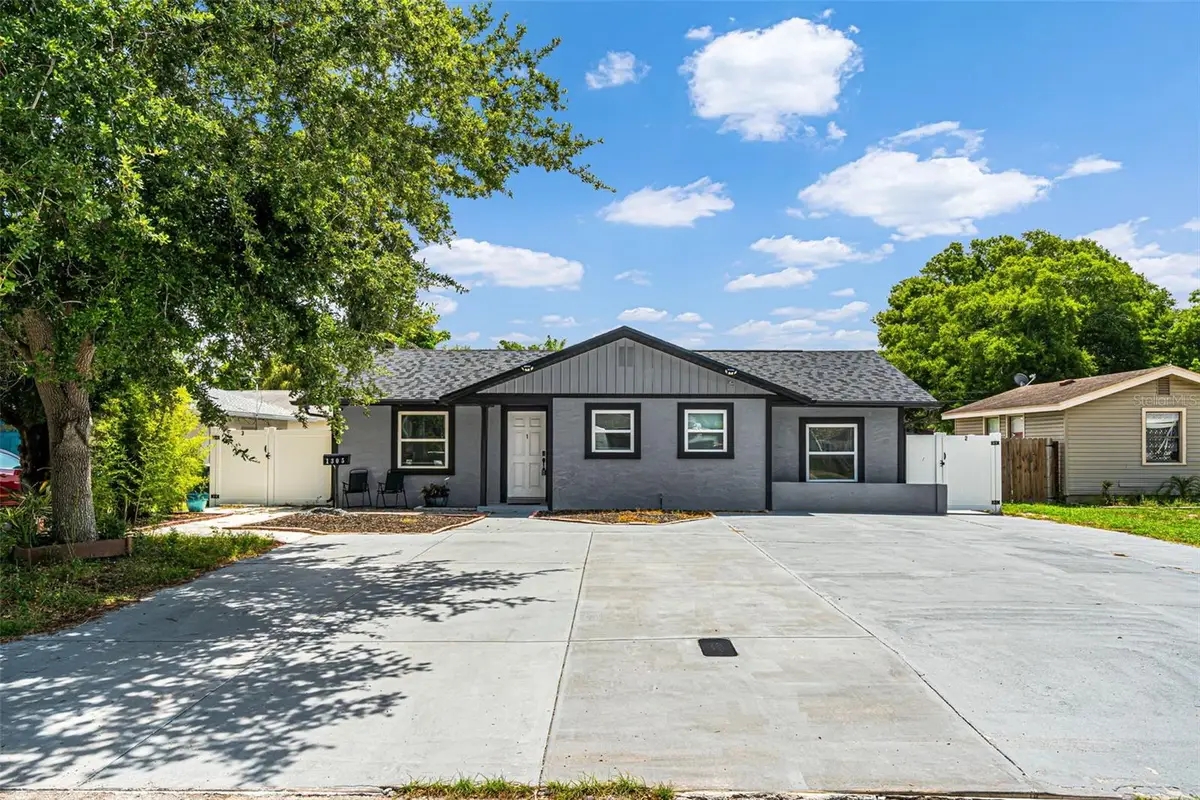 1305 29th Street W, Bradenton, FL 34205 - #1