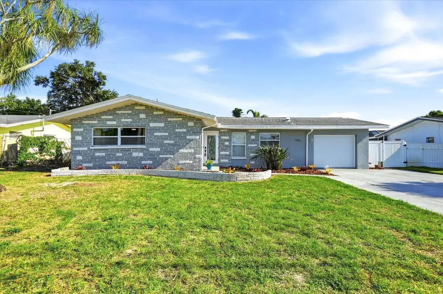 1354 62nd Avenue S, Saint Petersburg, FL 33705 - #2