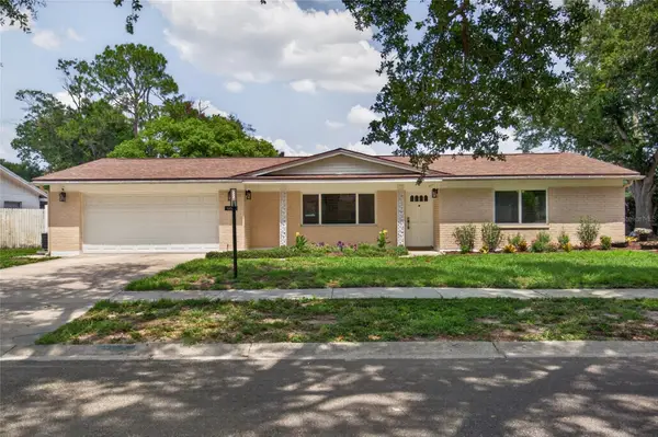 12501 Saint Charlotte Drive, TAMPA, FL 33618