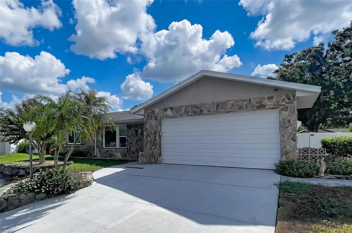 2021 58th Lane N, Clearwater, FL 33760 - #1