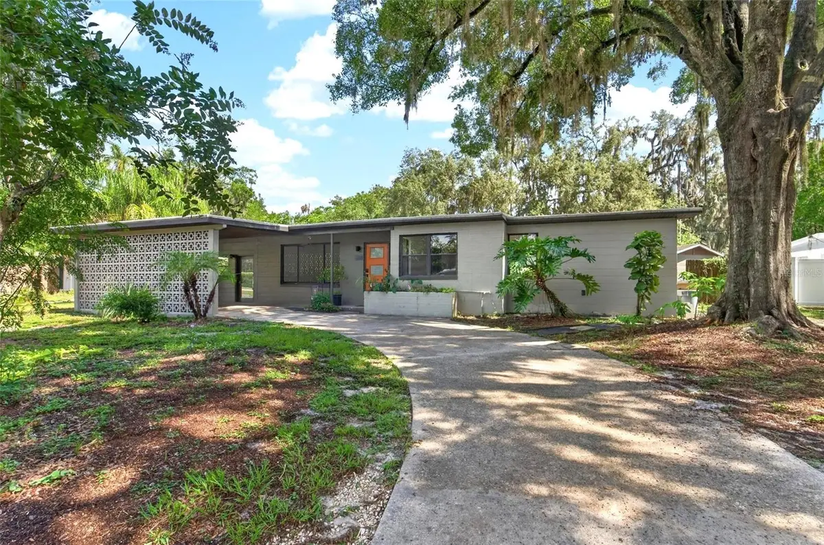 408 Berwick Avenue, Tampa, FL 33617 - #1