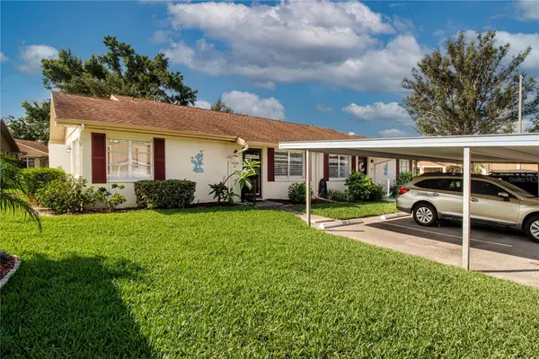 1828 Foxhunt Drive #A, SUN CITY CENTER, FL 33573