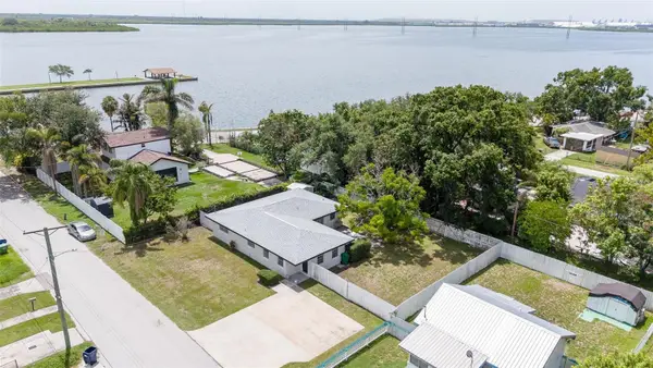 2421 Linsey Street, TAMPA, FL 33605