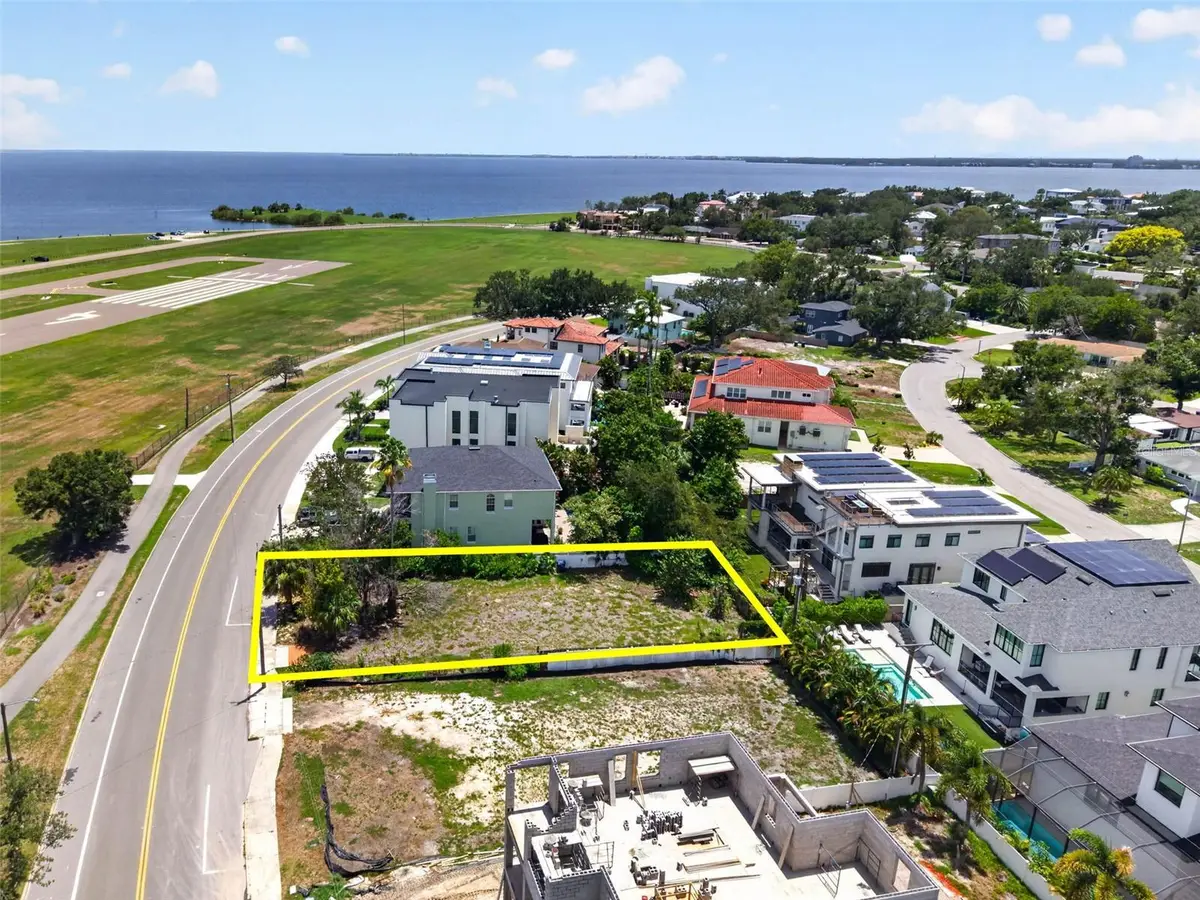 830 S Davis Boulevard, Tampa, FL 33606 - #1
