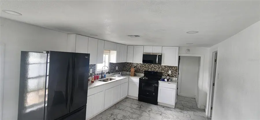 3004 E Dr Martin Luther King Jr Boulevard, Tampa, FL 33610 - #2