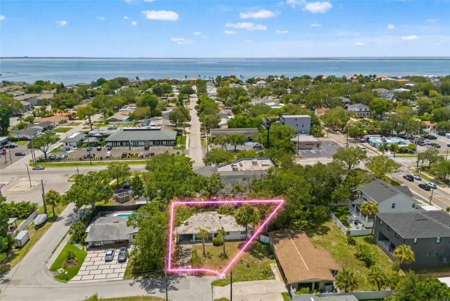 4635 W Bay Villa Avenue, Tampa, FL 33611 - #2