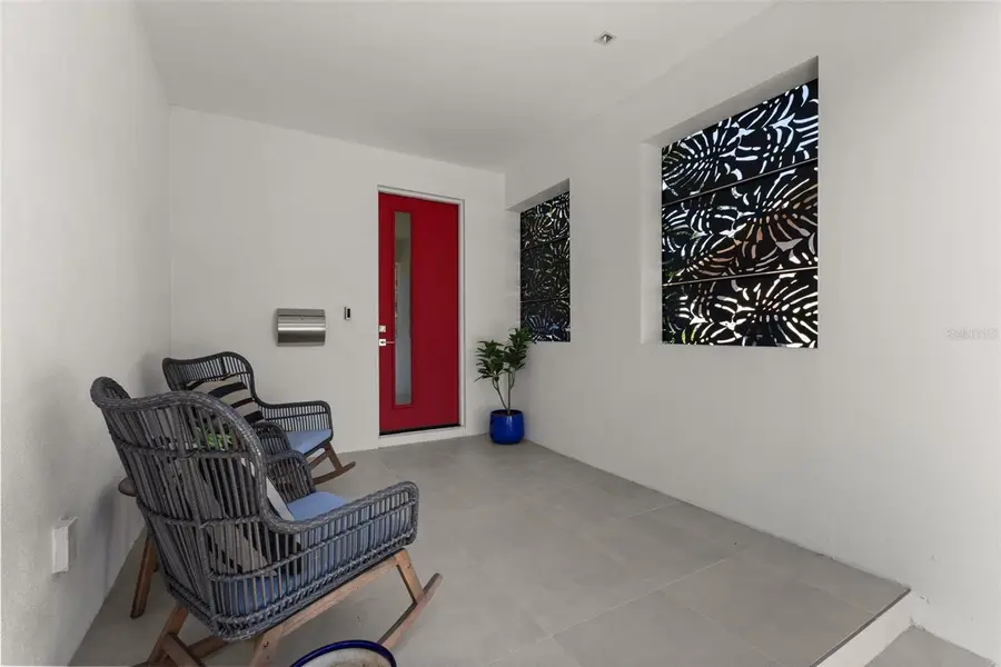668 Newton Avenue S, Saint Petersburg, FL 33701 - #3
