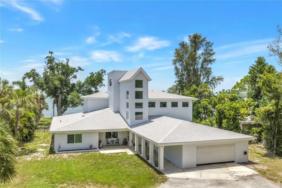 2280 Pinellas Point Drive S, Saint Petersburg, FL 33712 - #1