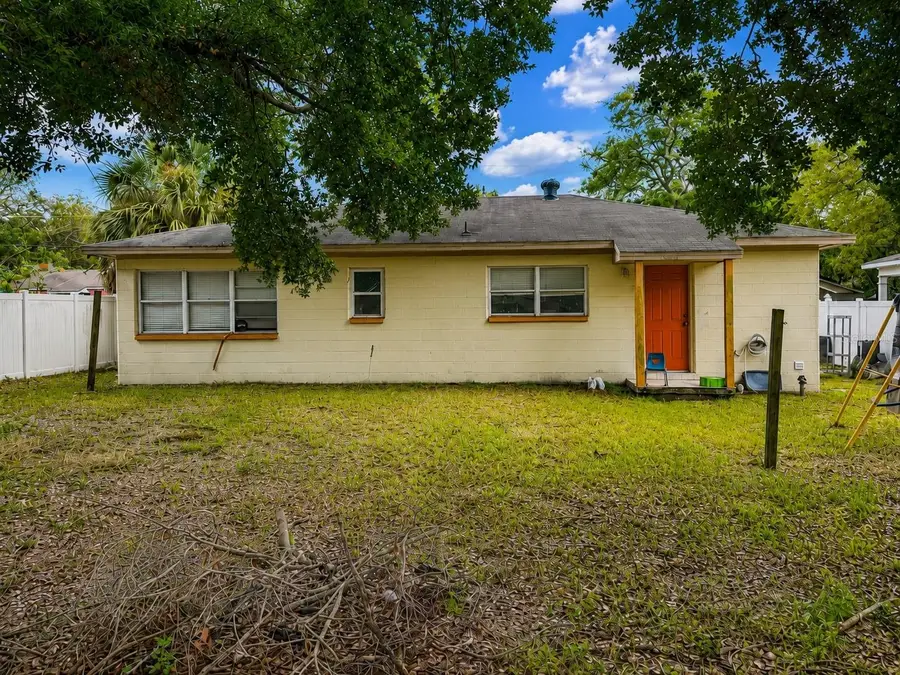 712 N Castle Court, Tampa, FL 33612 - #2