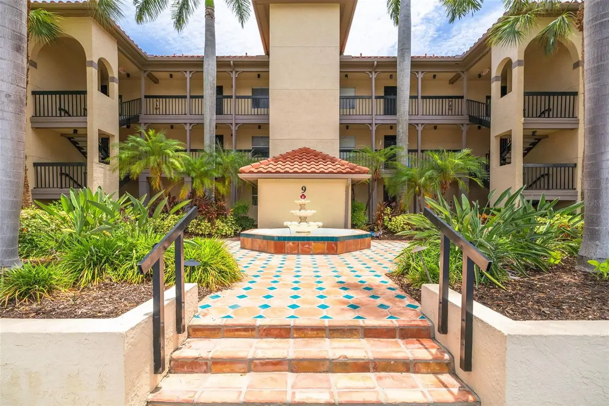 2400 Feather Sound Drive #914, Clearwater, FL 33762 - #1