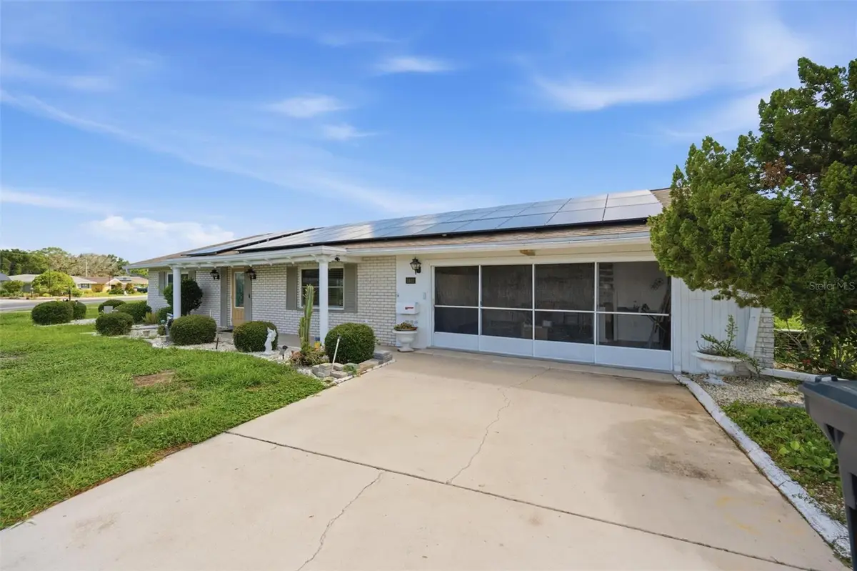 1811 Milford Circle, Sun City Center, FL 33573 - #1