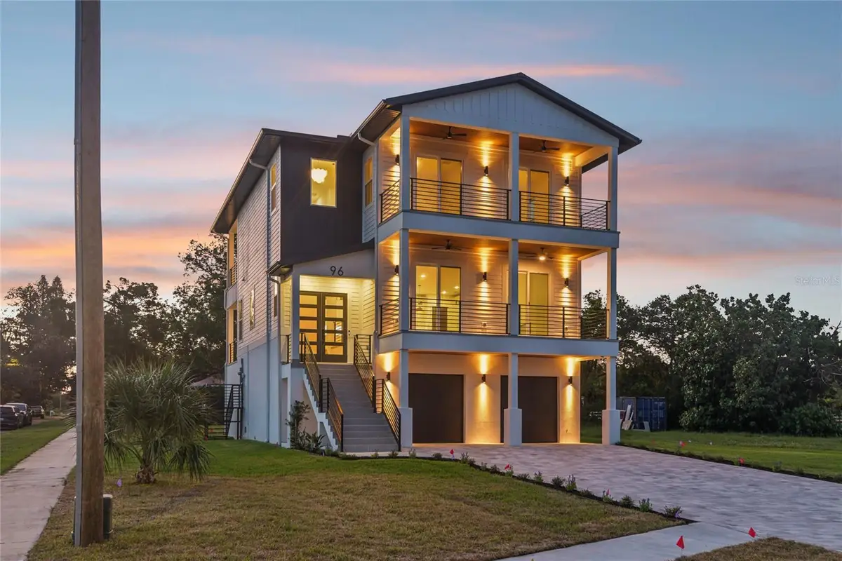 96 Shore Drive, Tarpon Springs, FL 34689 - #1