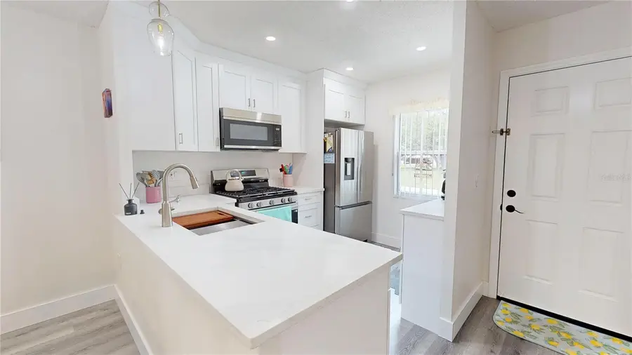 1418 Arrowhead Circle W #20D, Clearwater, FL 33759 - #3