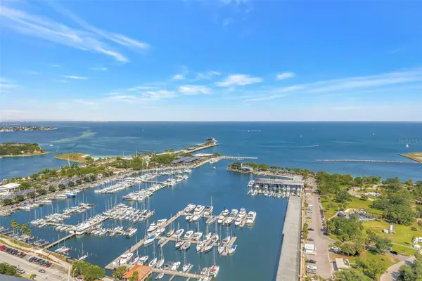 1 Beach Drive Se #1907, ST PETERSBURG, FL 33701
