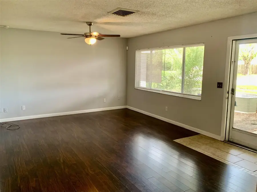 5050 29th Avenue N, Saint Petersburg, FL 33710 - #2