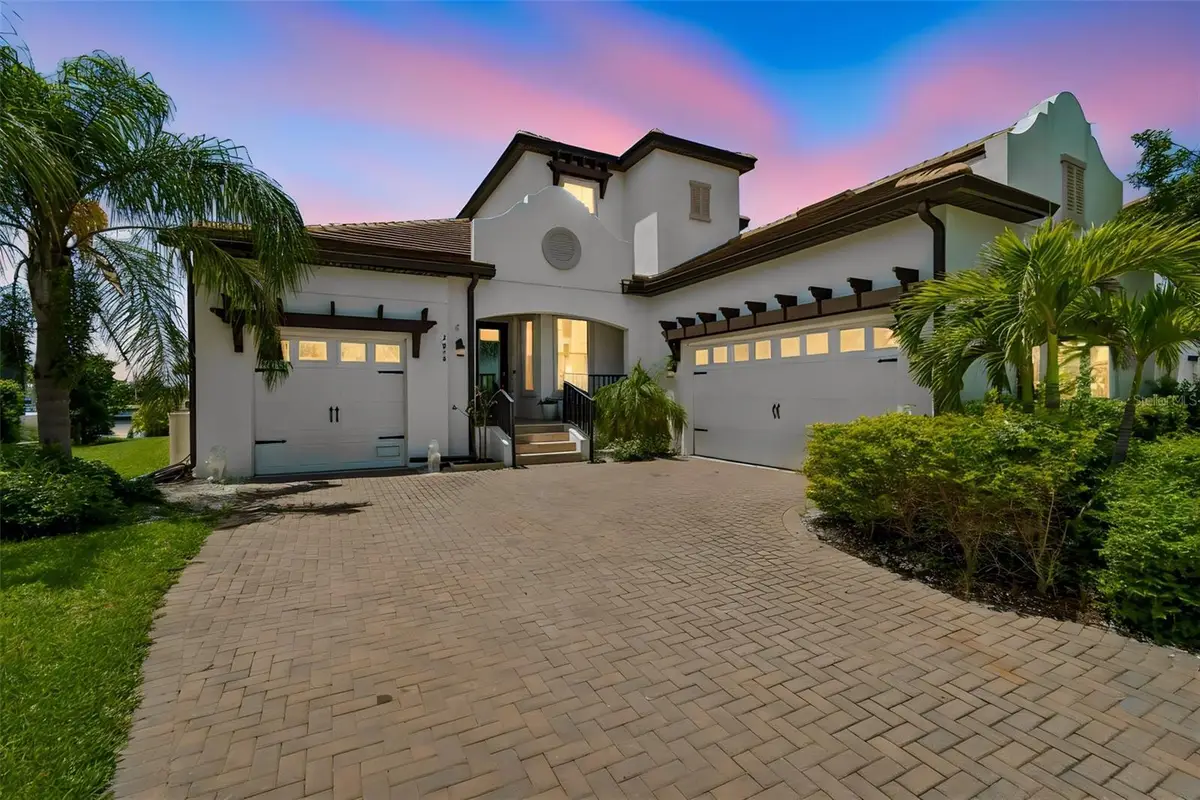 3036 Christophers Watch Lane, Ruskin, FL 33570 - #1