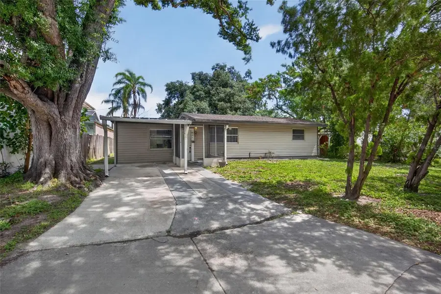 3615 W Rogers Avenue, Tampa, FL 33611 - #2
