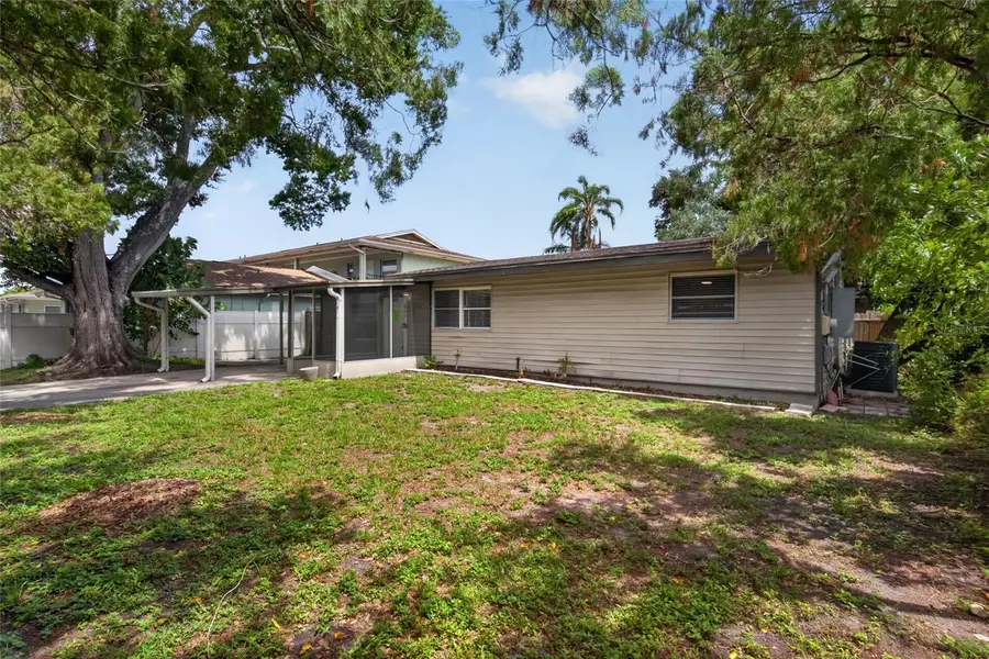 3615 W Rogers Avenue, Tampa, FL 33611 - #3