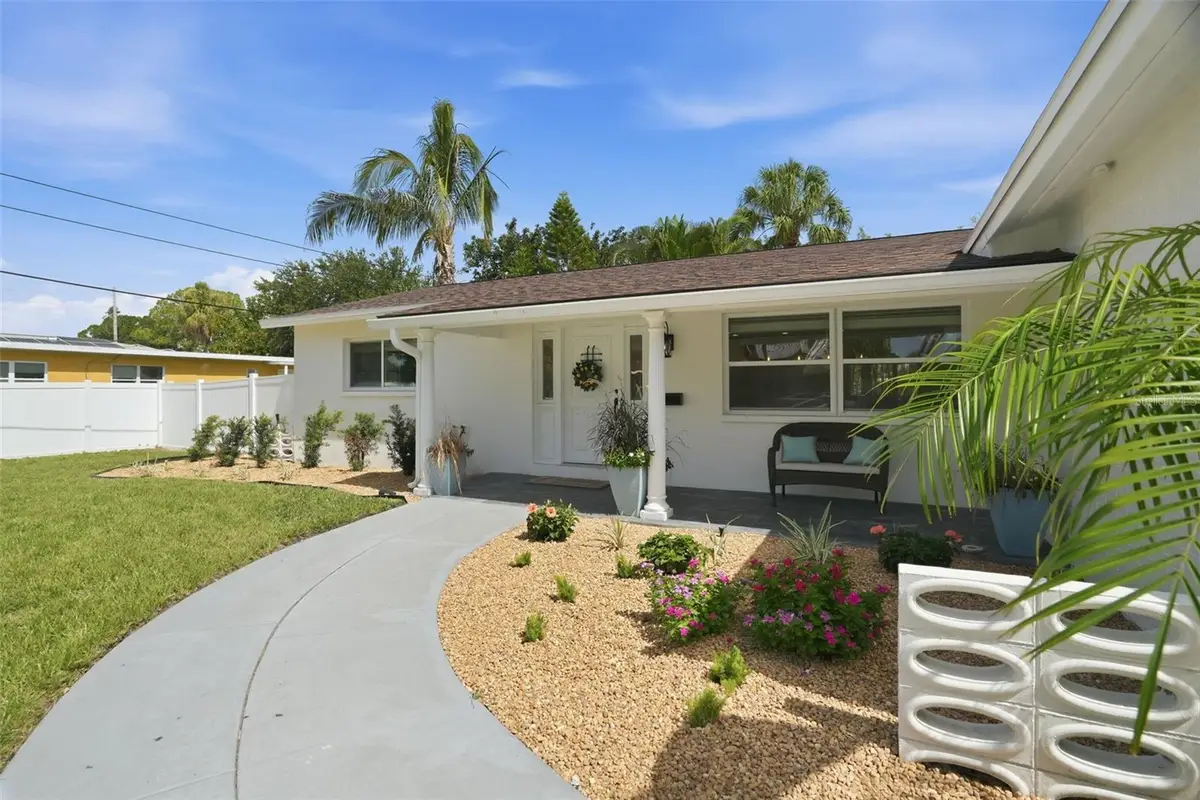1819 Maryland Avenue Ne, Saint Petersburg, FL 33703 - #1