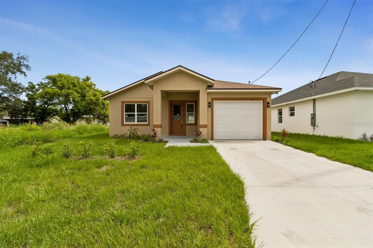 2523 Avenue E Sw, Winter Haven, FL 33880 - #1