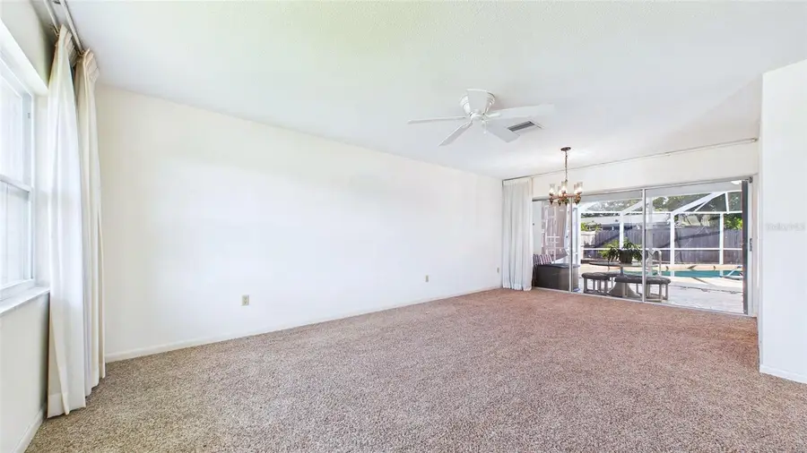 1067 44th Avenue Ne, Saint Petersburg, FL 33703 - #3