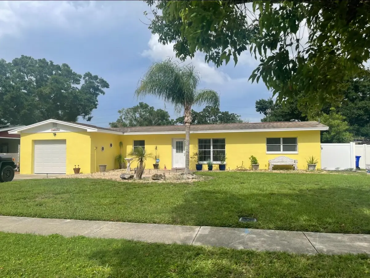 331 Shore Drive E, Oldsmar, FL 34677 - #1