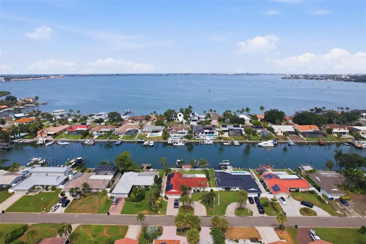 4424 45th Street S, Saint Petersburg, FL 33711 - #1