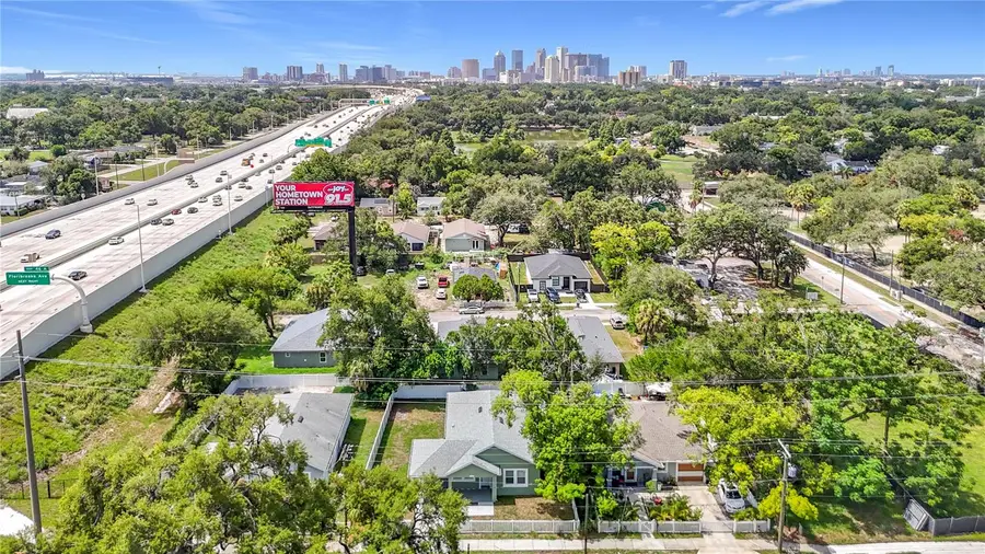 509 E Lake Avenue, Tampa, FL 33603 - #2