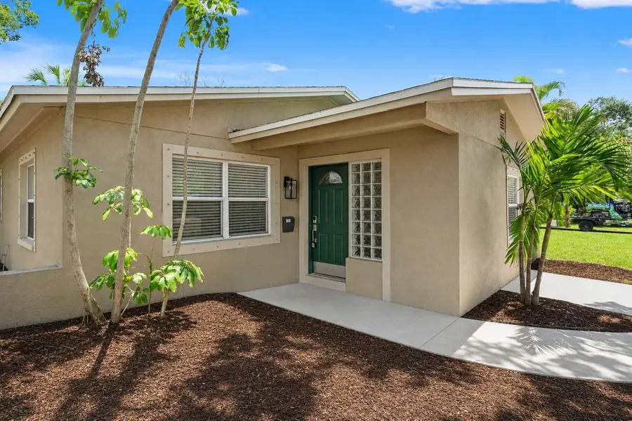 4247 Helena Street Ne, Saint Petersburg, FL 33703 - #3
